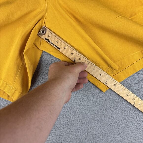 Club Room Mens Chino Shorts 38X9 Gold Khakis Flat Front 4 Way Stretch - Picture 5 of 11